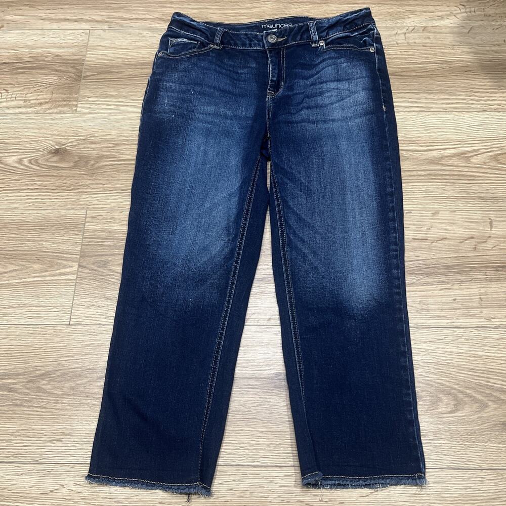 Maurices Womans Capri Jeans Dark Wash Size 5/6 (A04)